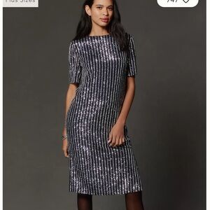 Flat White Short-Sleeve Sequin Stripe Midi Dress. Size L. NWT.